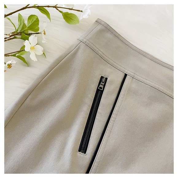 NWT Ann Taylor Leather Trim Pencil Stretch Skirt - Picture 3 of 6